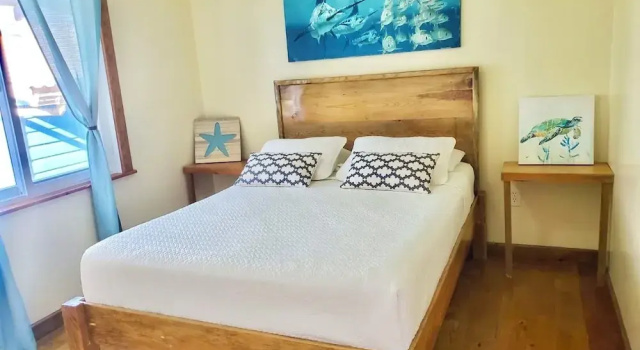 Апартаменты Classic Utila Seabreeze Vacation Apartments