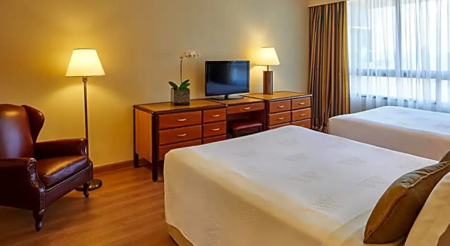 Четырёхместный номер Executive Maksoud Plaza Hotel Distributed by Accorhotels