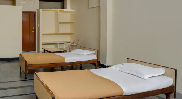 Kaveri Lodge by OYO Rooms, Rezerwuj Hotel Hajdarabad 