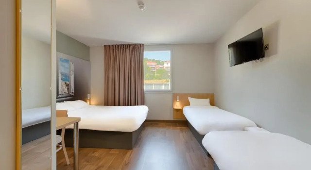 Четырёхместный номер Standard B&B HOTEL Marseille La Valentine St Menet