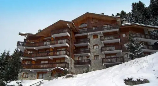 Residence Olympie II, Prenota Appartamento Hotel a Alvernia con parcheggio, Parcheggio