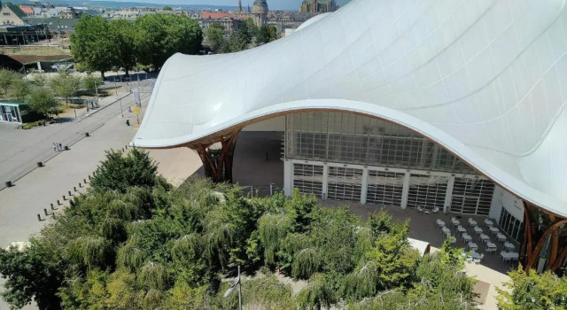 Апартаменты c 1 комнатой Amazing view Metz avec terrasse et parking
