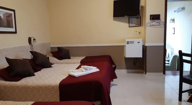 Четырёхместный номер Standard Hotel Rivera