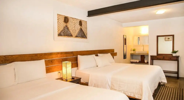 Четырёхместный номер Standard Villa Maria Hotel