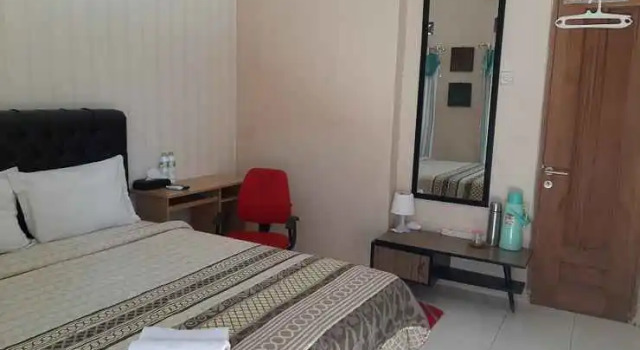Wijilan60 Syariah, Book Hotel Hoteller i Kraton med parkering, Parkering
