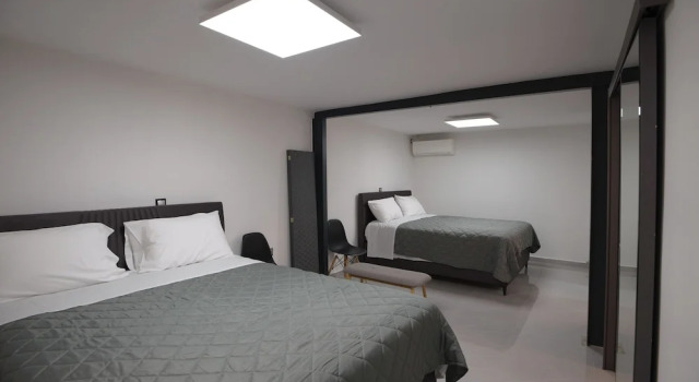 Семейные апартаменты Casa d Irene near airport beach