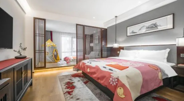 Семейный тент QIANNA HOTEL (Zhenghong City Provincial People's Hospital)
