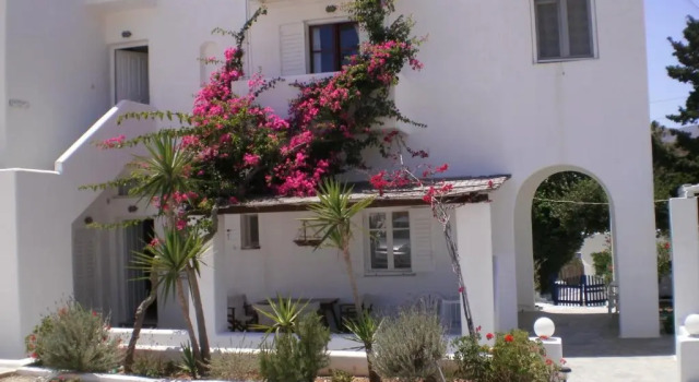 Paros Rita Studios, Prenota Hotel Piso Livadi Paro
