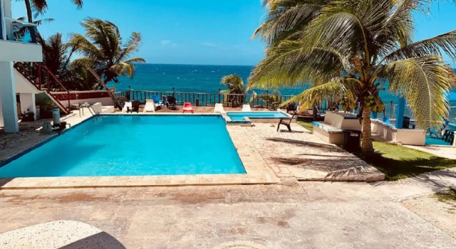 Полулюкс Ventana al Atlantico at Arecibo 681 Ocean Drive