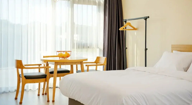 Yeosu Koji Hotel, Забронировать Отель Отели Йосу 3 звезды, рядом с Деревня с настенными рисунками в районе Косодон, 3*