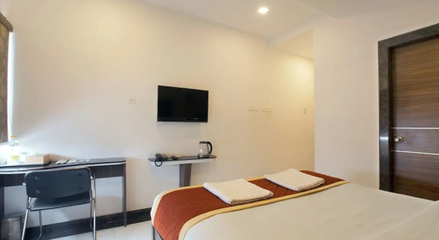 Manjhi Residency