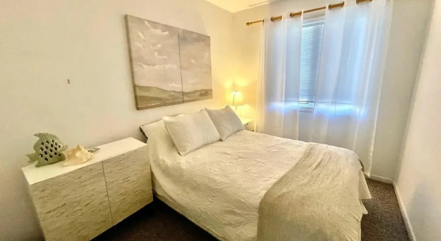 Brooklyn Avenue 31 #4, Забронировать Дом для отпуска Отели Рехобот-Бич с парковкой, рядом с Музей Рехобот-Бич, Парковка
