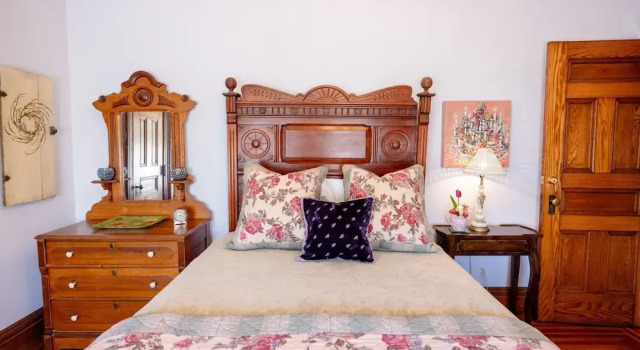 Коттедж Standard Circular Manor Bed and Breakfast