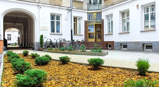 Constitution Square Rooms, Забронировать Отель Средместье Варшава