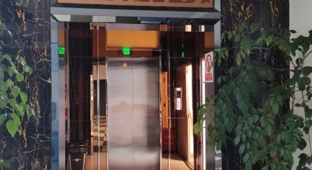 Tonghai Shiguang Hotel, Buchen Sie Hotel Hotels in Yunnan mit Parkplatz, Parkplätze
