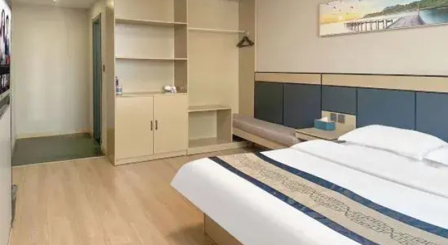 Люкс Home Inn Shanghai Pudong Airport Longdong Avenue