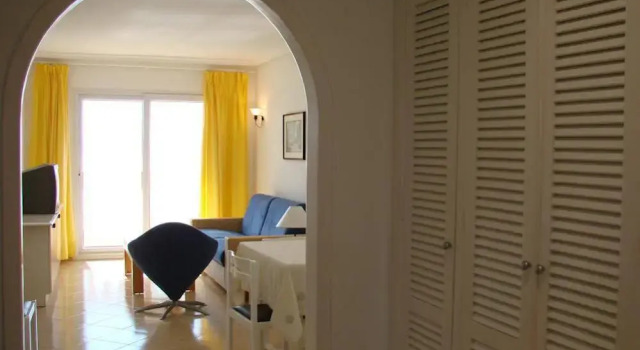 Apartamentos Dominique, Varaa Huoneisto La Manga del Mar Menor 
