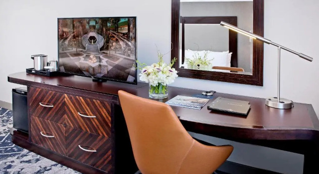 Номер Standard с видом на парк Hilton Baltimore Inner Harbor