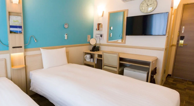Двухместный номер Standard Toyoko Inn Toride-eki Higashi-guchi