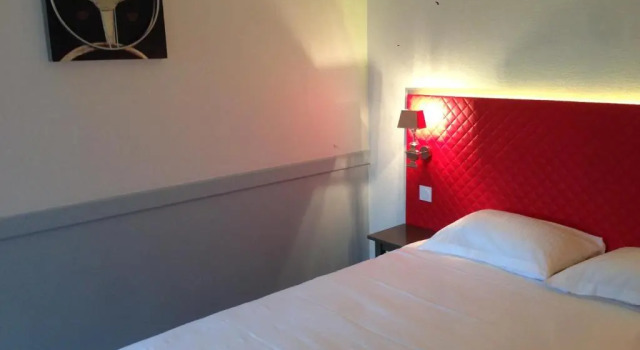 Трёхместный номер Standard LE M HOTEL & SPA HONFLEUR