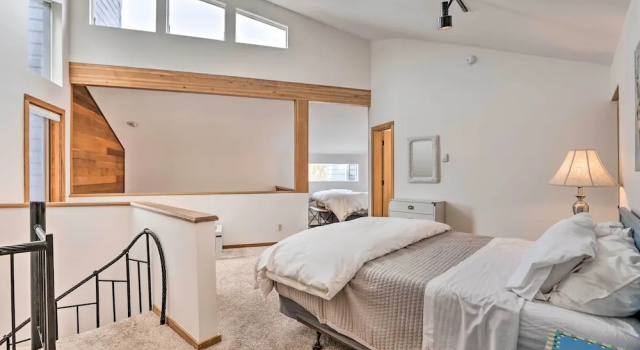 Апартаменты с 3 комнатами с балконом Private Balcony & Resort Perks: Silverthorne Condo