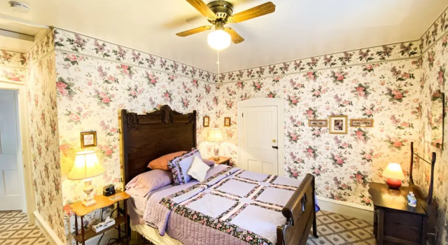 Номер Comfort BUTLER HOUSE at The Cherry Creek Inn