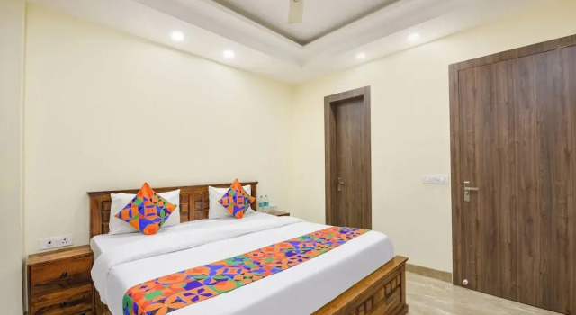 Люкс Luxury Fabhotel Alpha Stayz