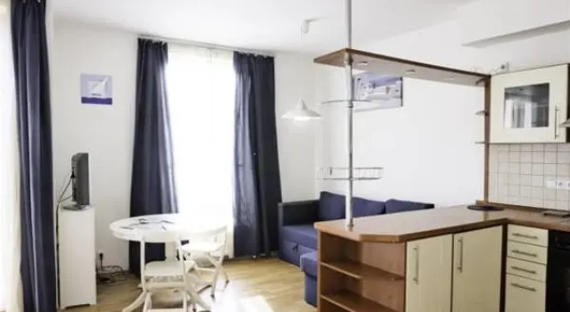 Residence Vitkov, Rezerwuj Hotel Hotele w Praga z basenem, w pobliżu Flora Subway Station, Basen