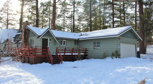 Snowridge - Charming Classic Cabin With A Wood Burning Fireplace And Wifi! 2 Bedroom Cabin, Забронировать Отель Биг-Бэар-Сити San Bernardino Mountains