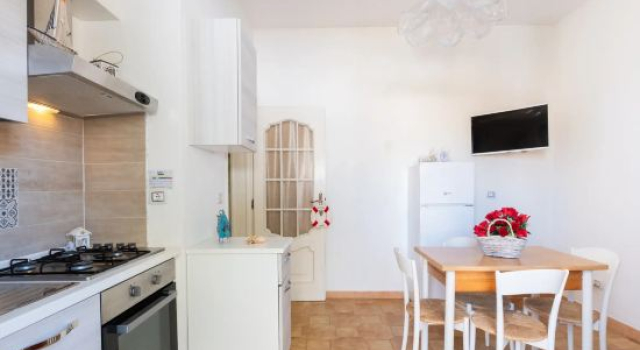 Oasi Garden House – Villetta Moderna con Giardino e Parcheggio Privato