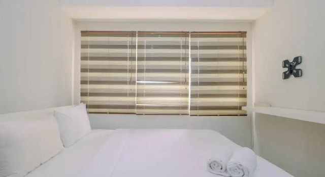 Номер Standard Minimalist and Posh 1BR The Oasis Cikarang Apartment