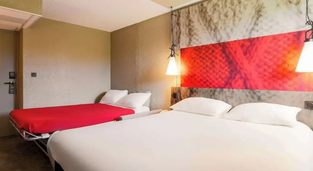 Двухместный семейный номер Standard ibis Carcassonne Est la Cité