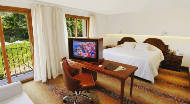 Полулюкс с балконом Barradas Parque Hotel & Spa