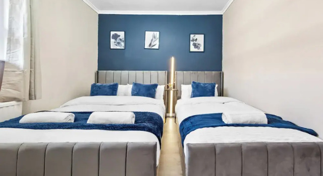 Modern 2-Bed Apartment Sleeps 7, Varaa Huoneisto Asunnot kohteessa Merseyside, Huoneisto