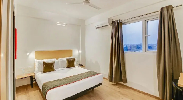 OYO Townhouse 88 Manyata Lake View