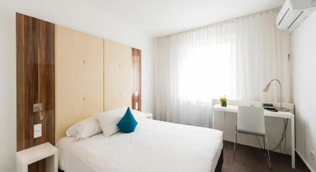 Двухместный номер Standard Отель Ibis Styles Frankfurt City