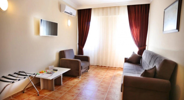 Comfortable Family Room With Balcony With Access to Private Beach in Marmaris