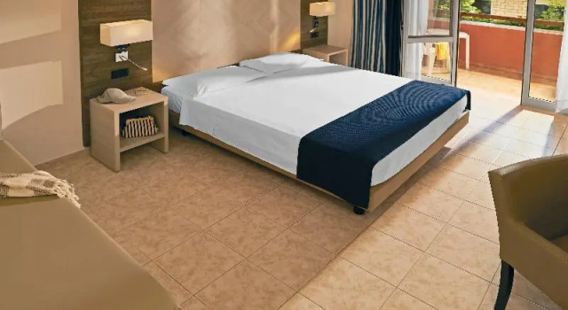 Standard Dreier Zimmer mit Balkon TUI MAGIC LIFE Calabria - All Inclusive