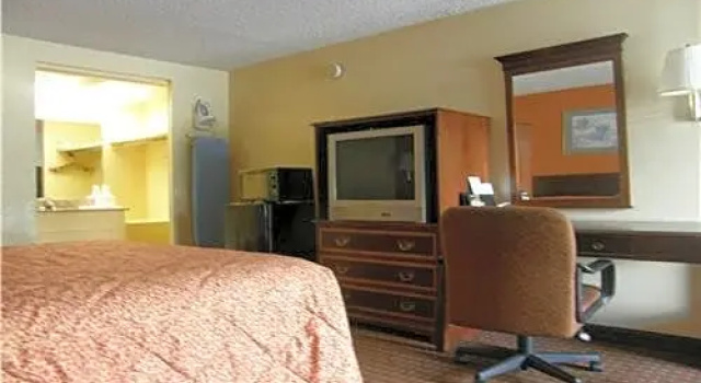 Номер Standard Knights Inn - Tucker