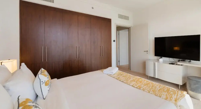 Апартаменты Luxury с 3 комнатами с балконом и с видом на город EDENS Homes & Villas - Boulevard Point