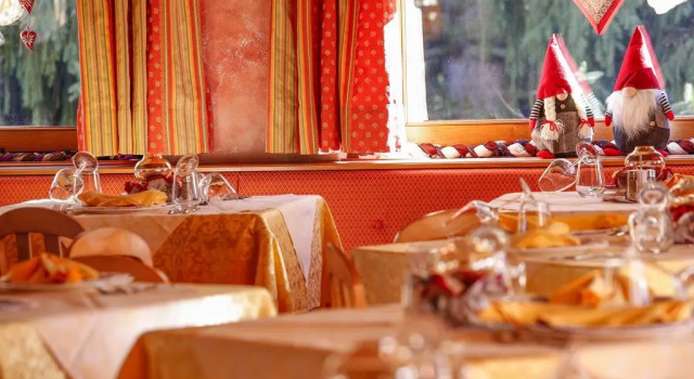 Hotel Leonardo, Забронировать Отель Отели в центре Моэна с завтраком, отели в центре Моэна с завтраком