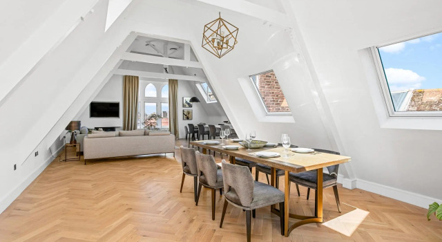 The Penthouse - With 360 Private Terrace Views of the Cathedral and Exeter City