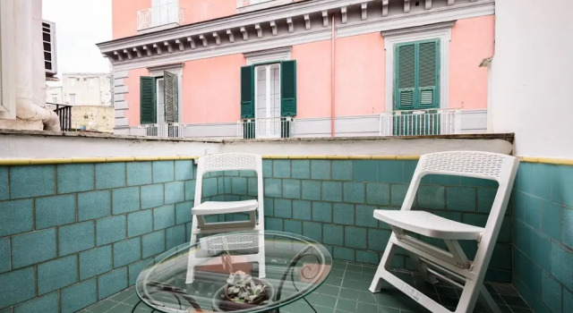 Via Avvocata 25 in Napoli, Забронировать Апартаменты/квартира Апартаменты Неаполя, рядом с Accademia di Belle Arti di Napoli, Апартаменты/квартира