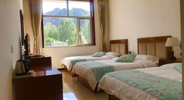 Yijie Holiday Hotel  Laishui Sanpo, Book Hotel Baoding Hebei