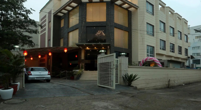 mizu hotel, Забронировать Отель Отели Гургаон 3 звезды, рядом с Management Development Institute, 3*