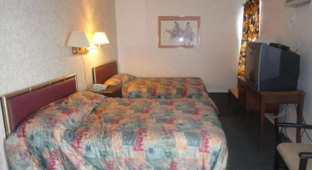 Airport Inn Lakeside, Réserver Hôtel Winfield Lake Country