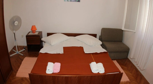 Jasna - 300 m From sea - A2 Nado, Prenota Hotel Jelsa 