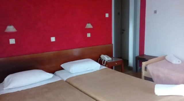 Трёхместный номер Standard Pasiphae Self Hotel