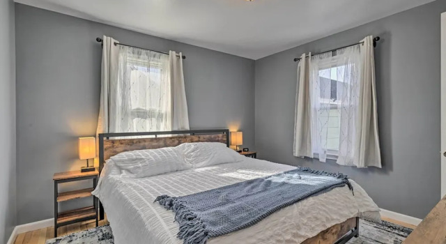 Charming Family Home ~ 4 Mi to Granite Peak!, Забронировать Отель Отели Уосо с парковкой, рядом с Westwood Conference Center, Парковка