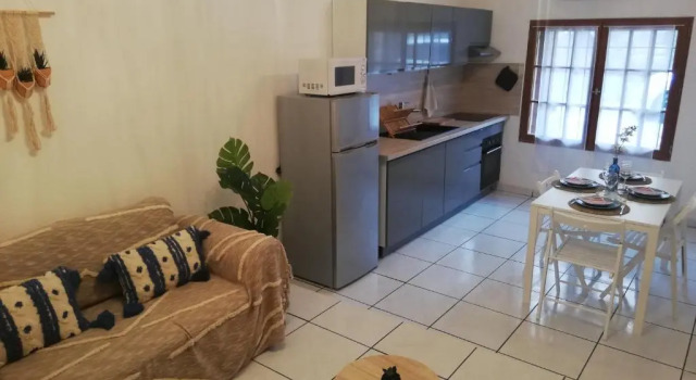 Location T2 en plein centre d'Agde, Réserver Hôtel Agde Canal du Midi